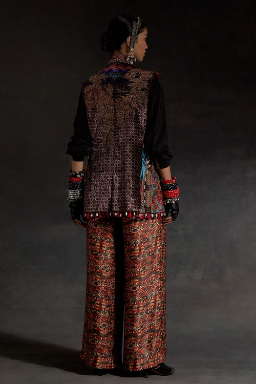 Akaar Ruhi Sleeveless Jacket Co-ord Set