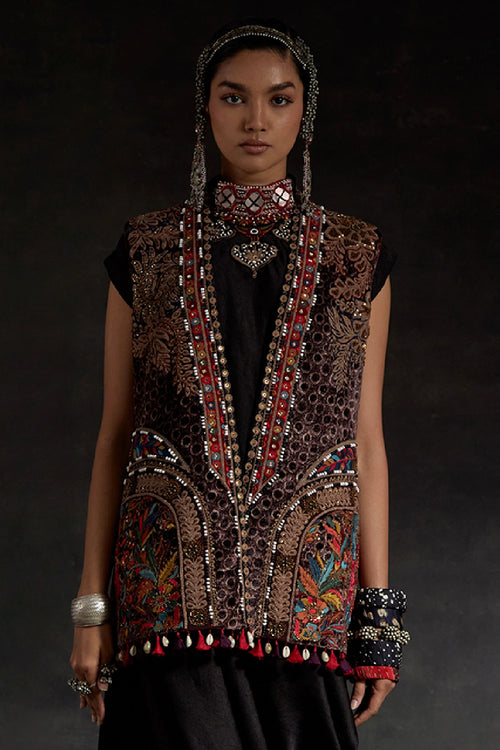 Black Akaar Ruhi Sleeveless Jacket Set
