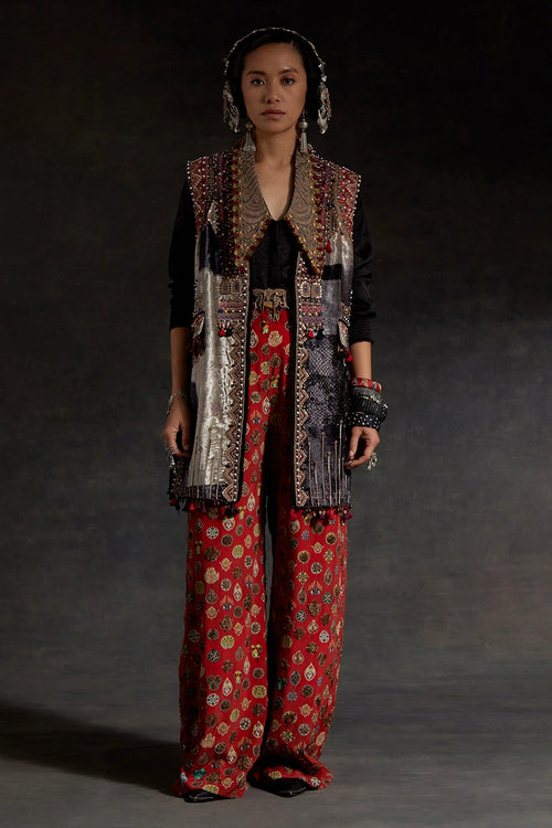 Akaar Ruhi Sleeveless Jacket Set