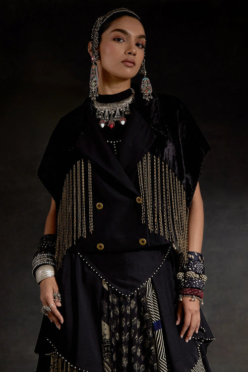 Akaar Zoa Cropped Trench