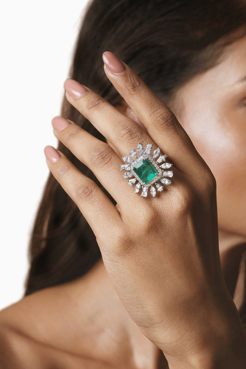 Classé Cocktail Ring