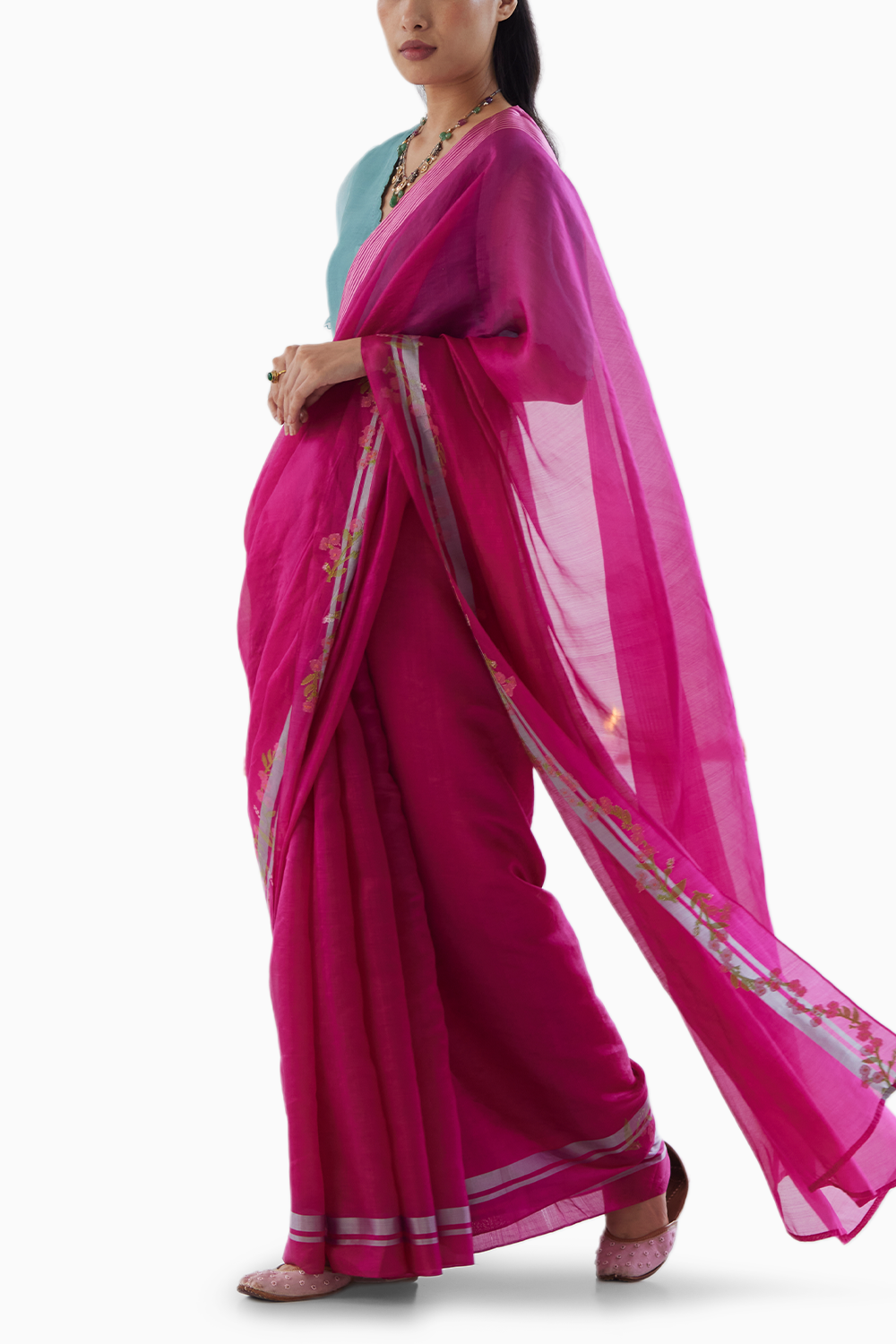 Nostalgic Embrace Jamdani Saree