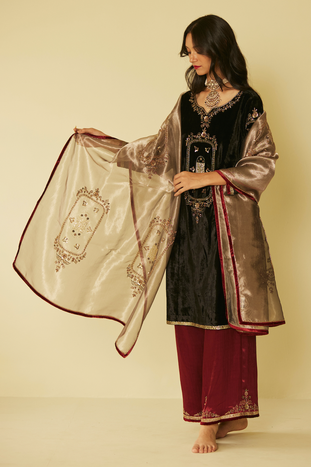 Silver Dareecha Tissue Dupatta