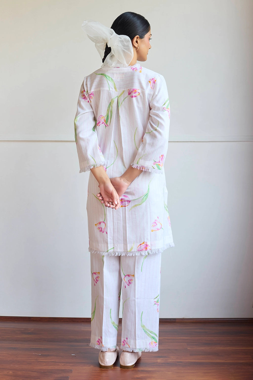 Ana Ivory Tulip Kurta Set