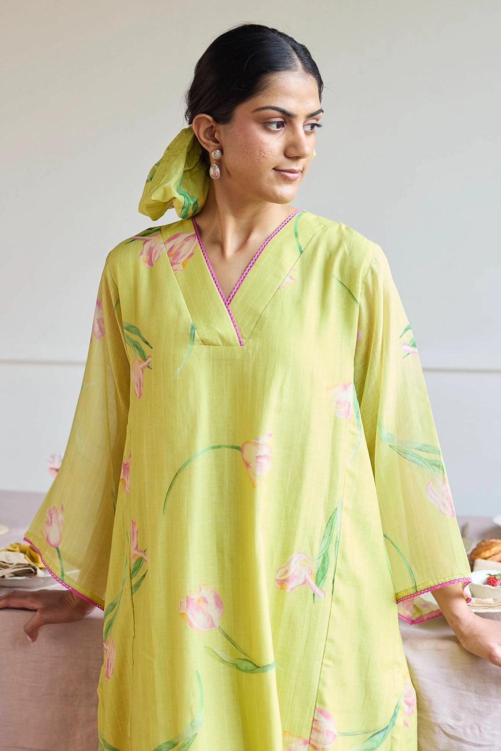 Lime Tulip Relaxed Fit Kurta Sets