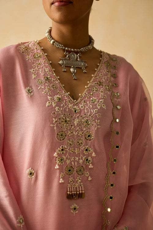Niyara Kurta Set
