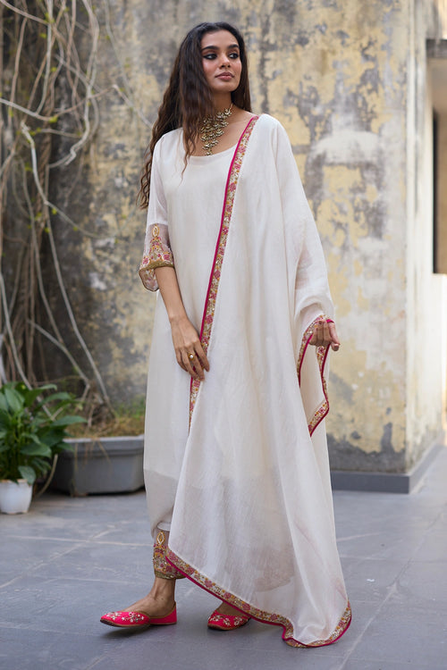 White Sajili Suit