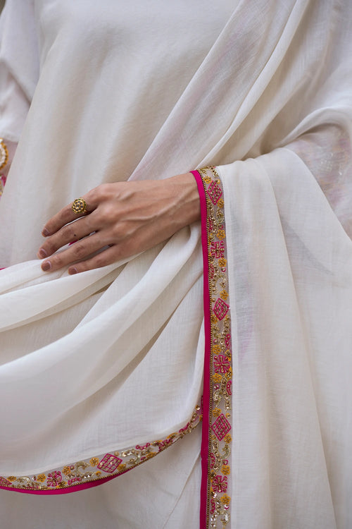 White Sajili Suit