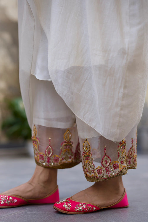 White Sajili Suit