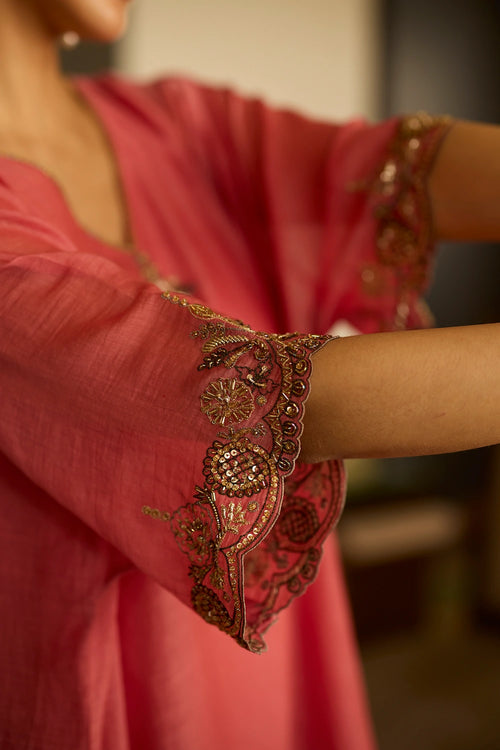 Pink Sabr Kaftan