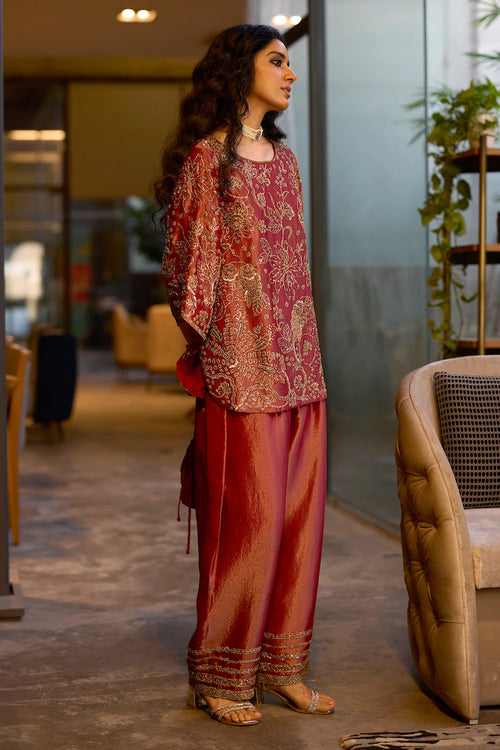 Red Nimrat Set