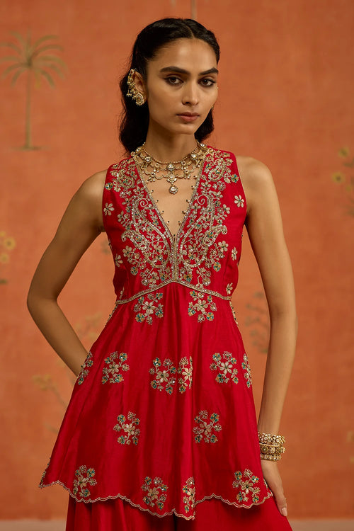 Yuvika Sharara Set