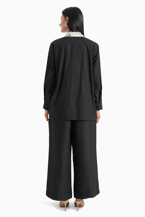 White Noble Ground Lawn Printed Pleated Shirt And Pants Set