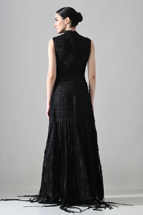 Black Sleeveless Grid-Textured Silhouette