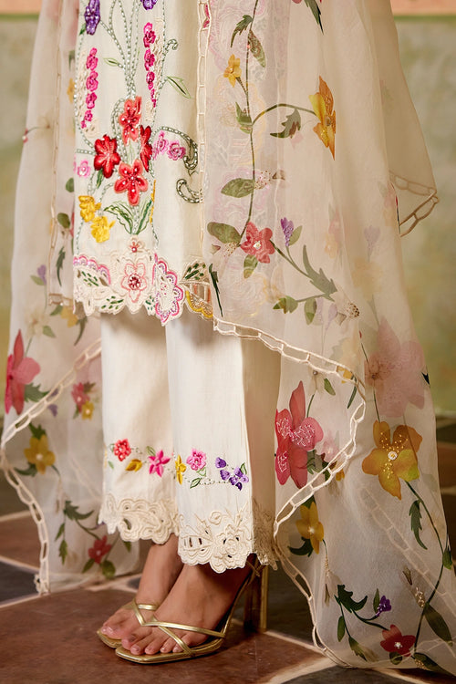Ivory Floral Threadwork and Cutwork Kurta Set with Dupatta