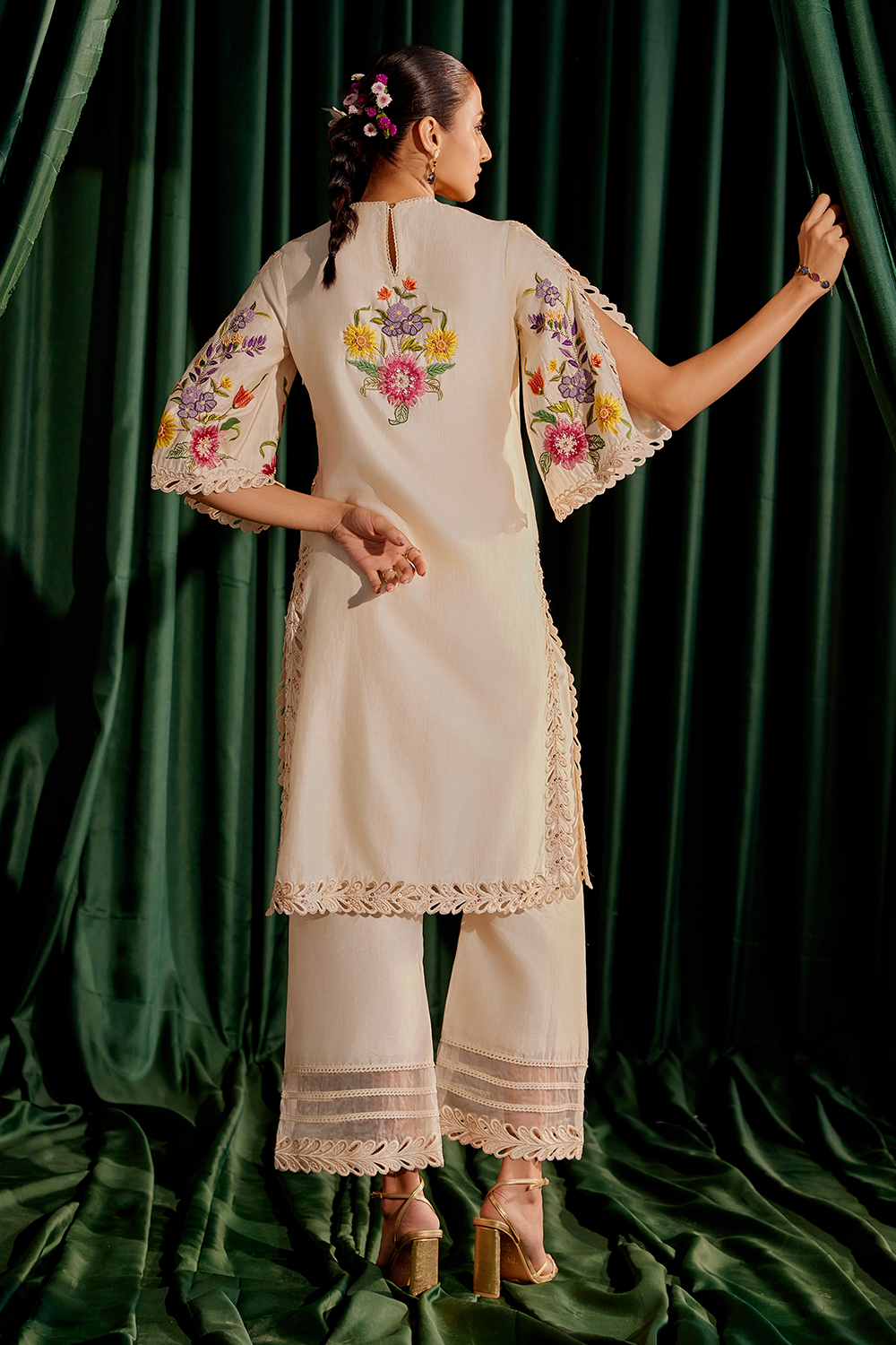 Ivory Floral Work Kurta Set