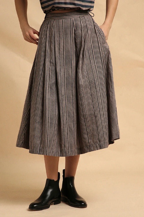 Grey Thin Striped New Sphara Crop Top And Skirt Co-ord Set