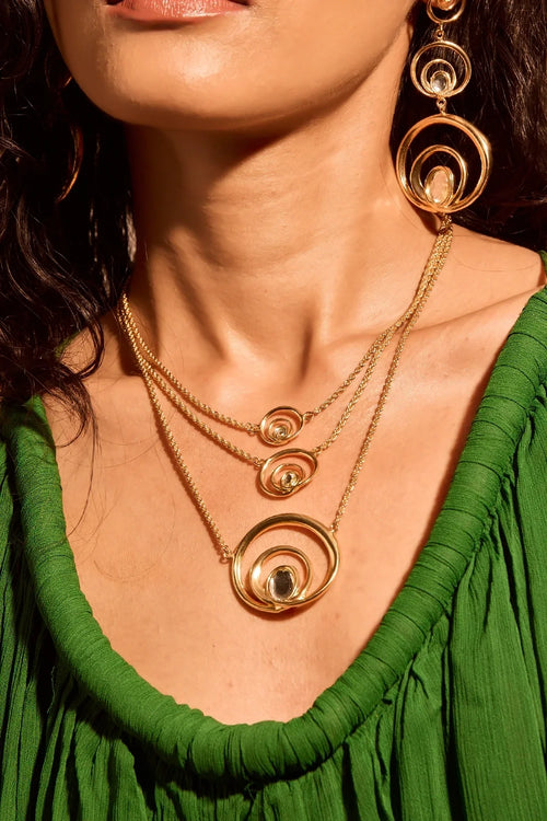 Wave Curve Trio Necklace