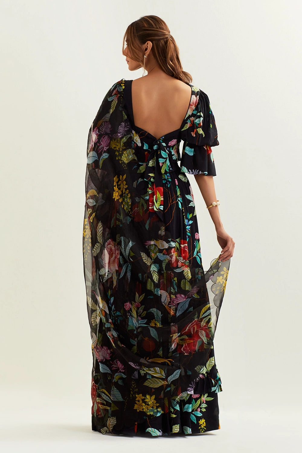 Canupus High Skirt With Blouse