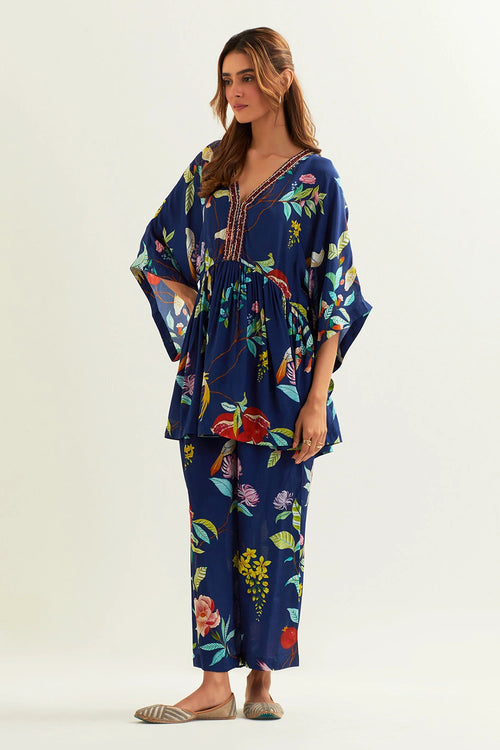 Izar Kurta Set