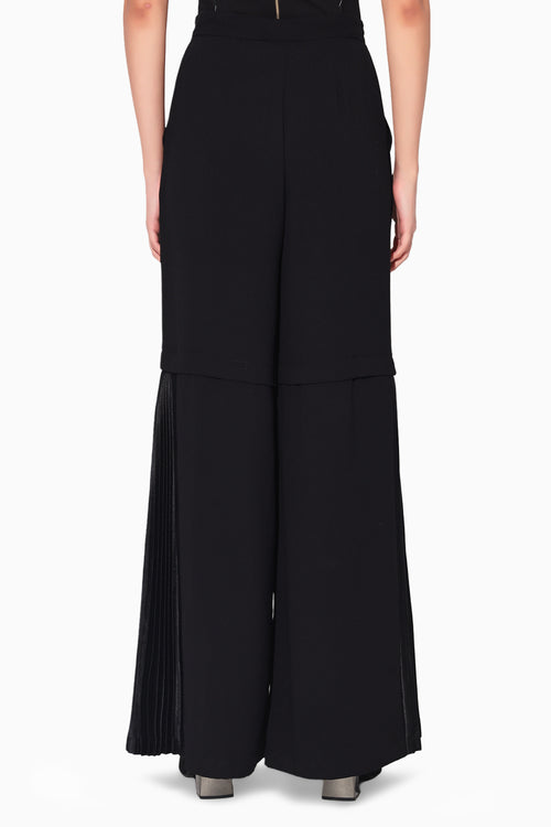 Asuka Pleated Black Pants