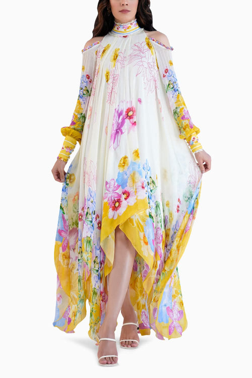 High Low Dress With Frilled Shoulder
Cut-out