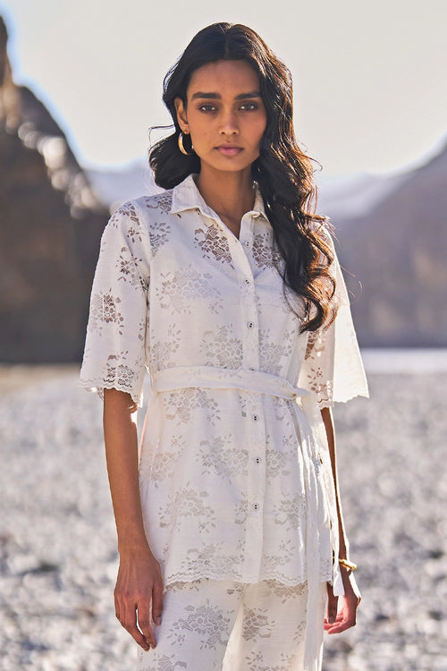 Scalloped Lace Set
