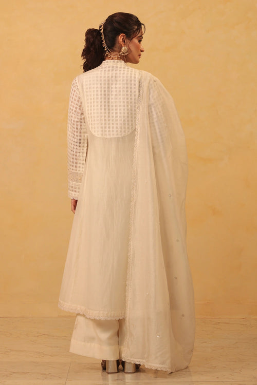 Vaayu Ivory Kalidar Set