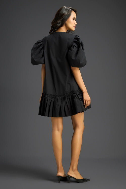 Black Dress With Ruffled Hem
