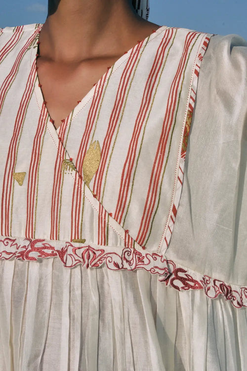 Su Mon Square Sleeve Dress