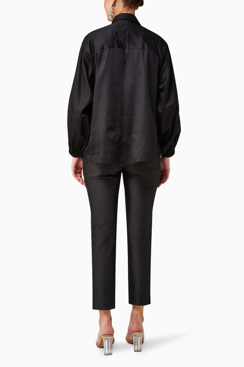 Full Bloom Oversized Black Shirt