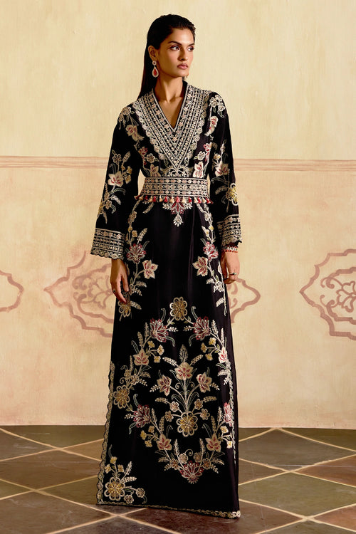 Black Contrast Embroidered Dress Kurta with Tie-Up Belt
