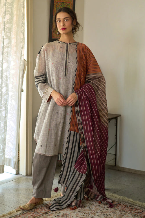 Lopa Dupatta