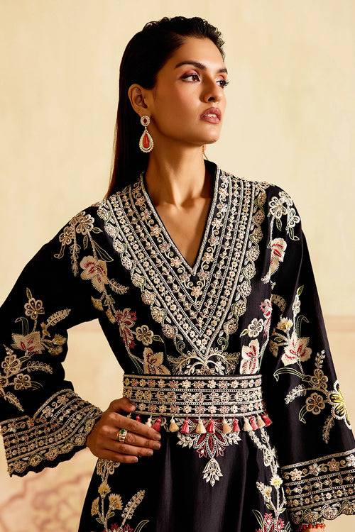 Black Contrast Embroidered Dress Kurta with Tie-Up Belt