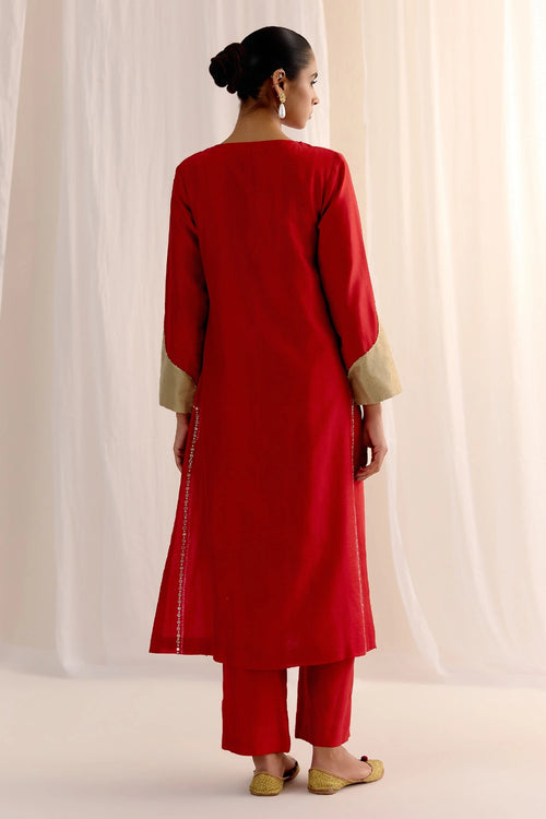 Rang-E-Surkh Kurta Set