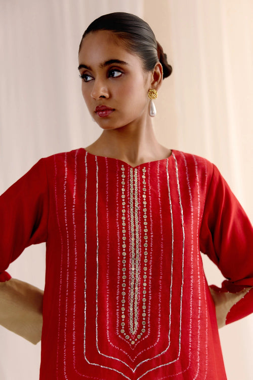 Rang-E-Surkh Kurta Set