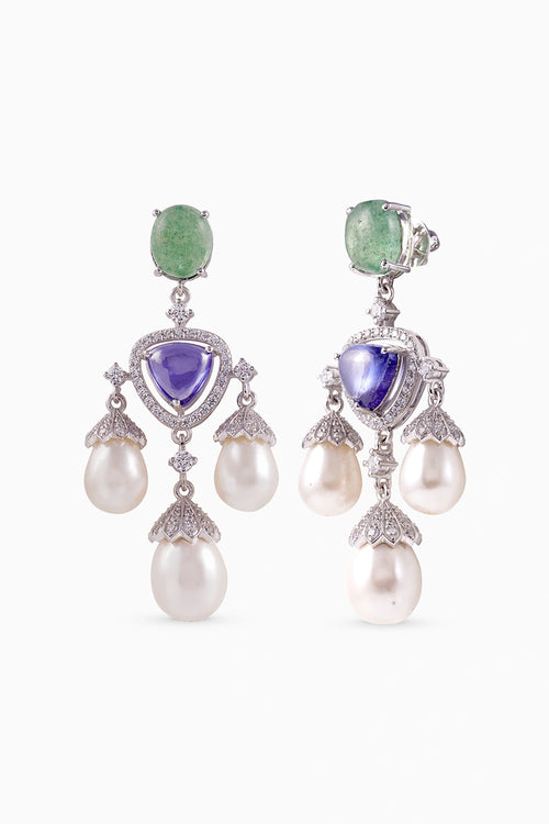 Isadora Pearl Earrings