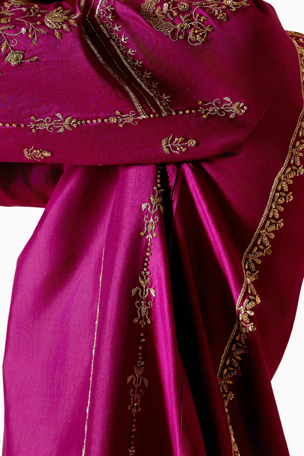 Amna Fuscia Kurta Set