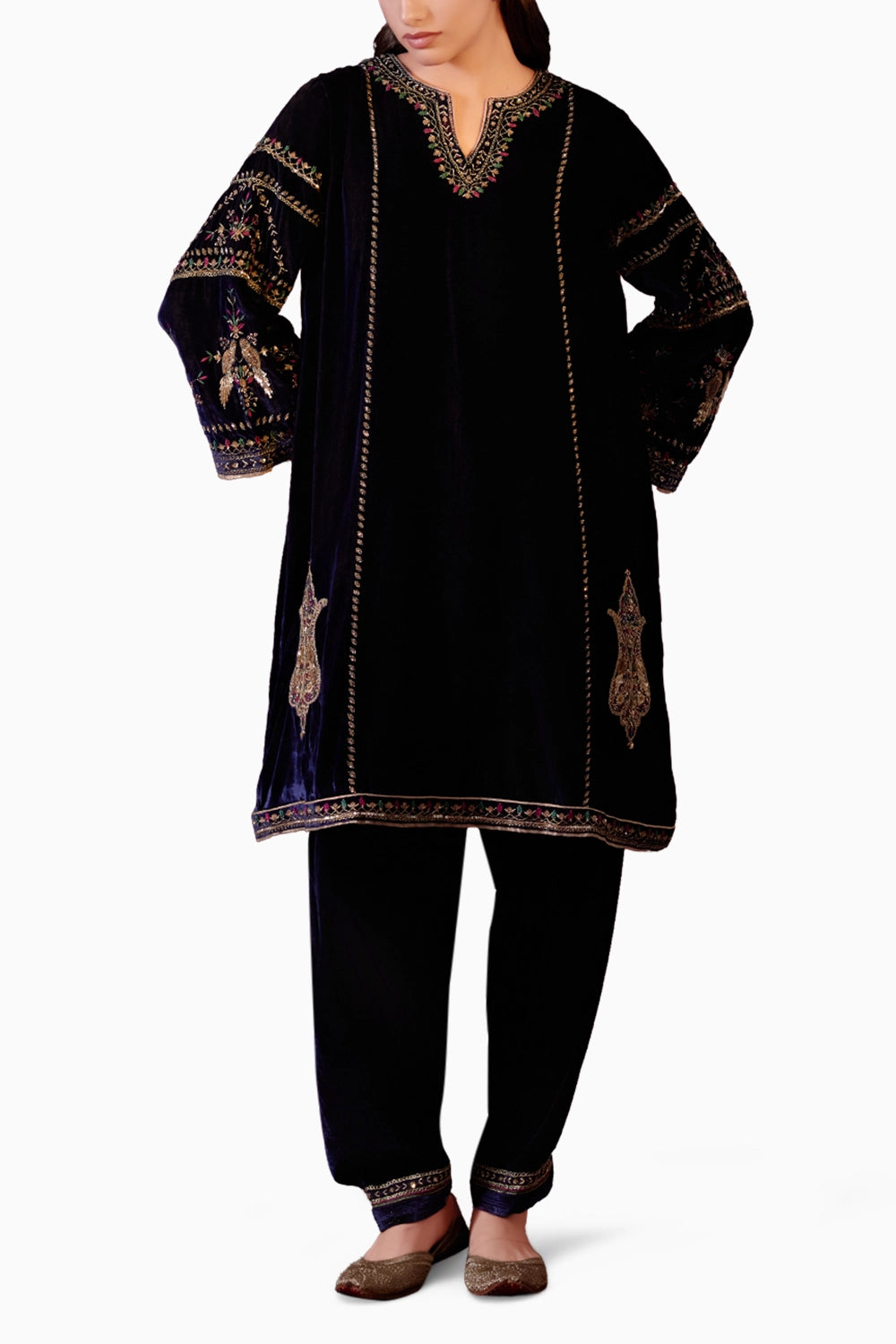 Amna Velvet Blue Kurta Set