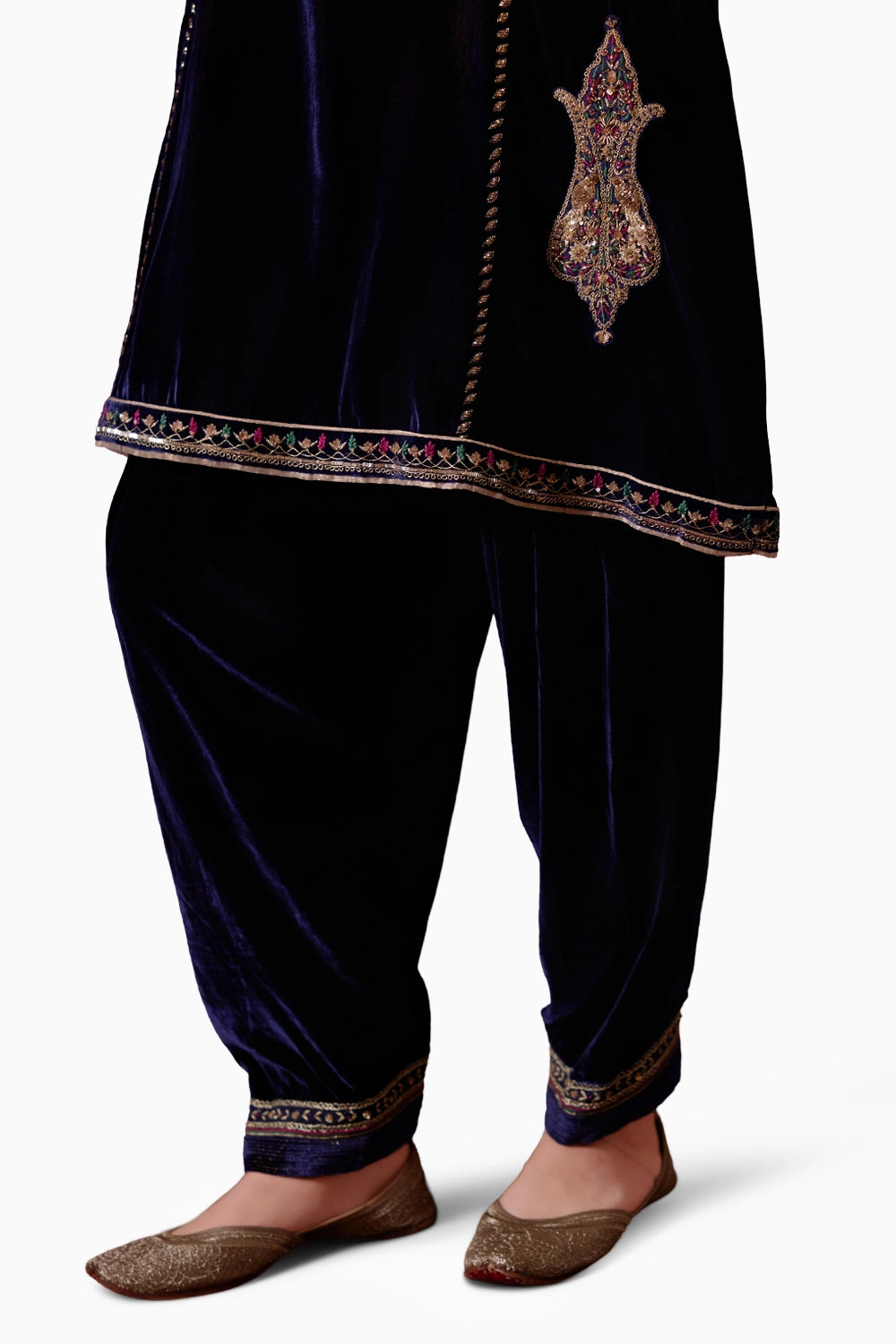 Amna Velvet Blue Kurta Set