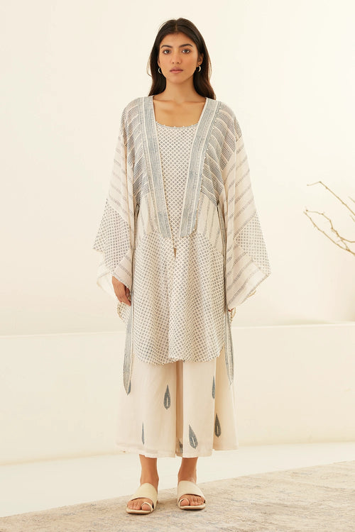 Papyrus White Kimono Cape Set