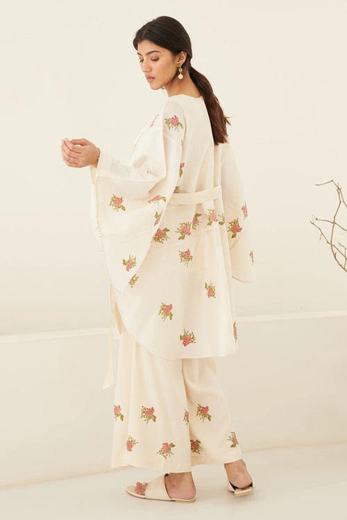 Pristine White Kimono Set