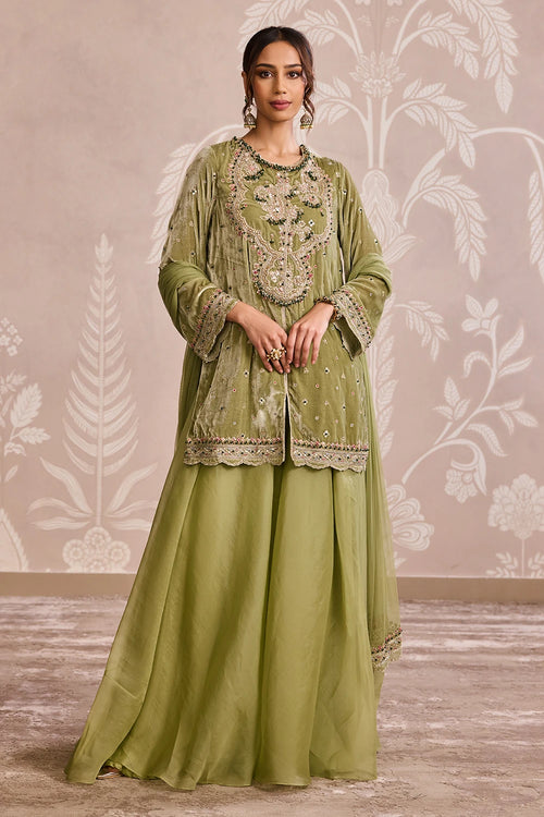 Nayab Kurta Set