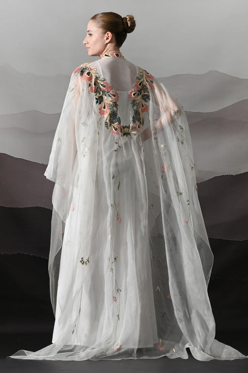 Ivory Kaftan With Detailed Neckwork