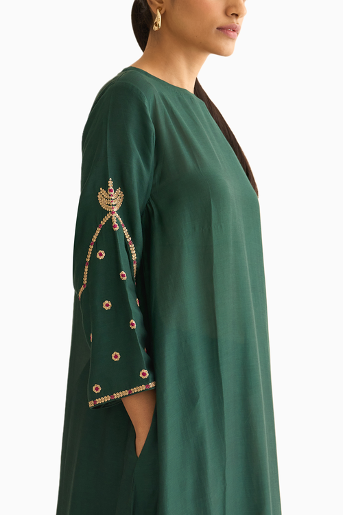 Ambily Deep Green Silk Kurta Set