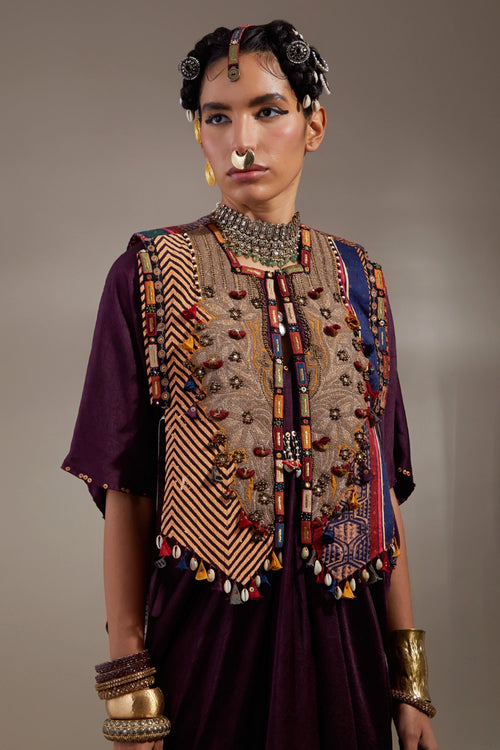 Jamuni Anka Zuri Gilet Set