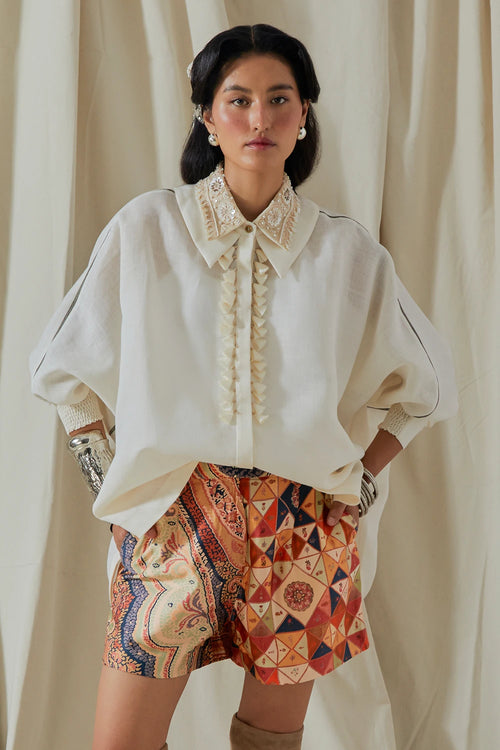 Mogra Kora Mandala Shirt With Shorts