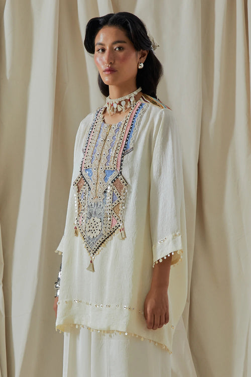 Mogra Kora Embellished Mitra Short Kurta With Trousers