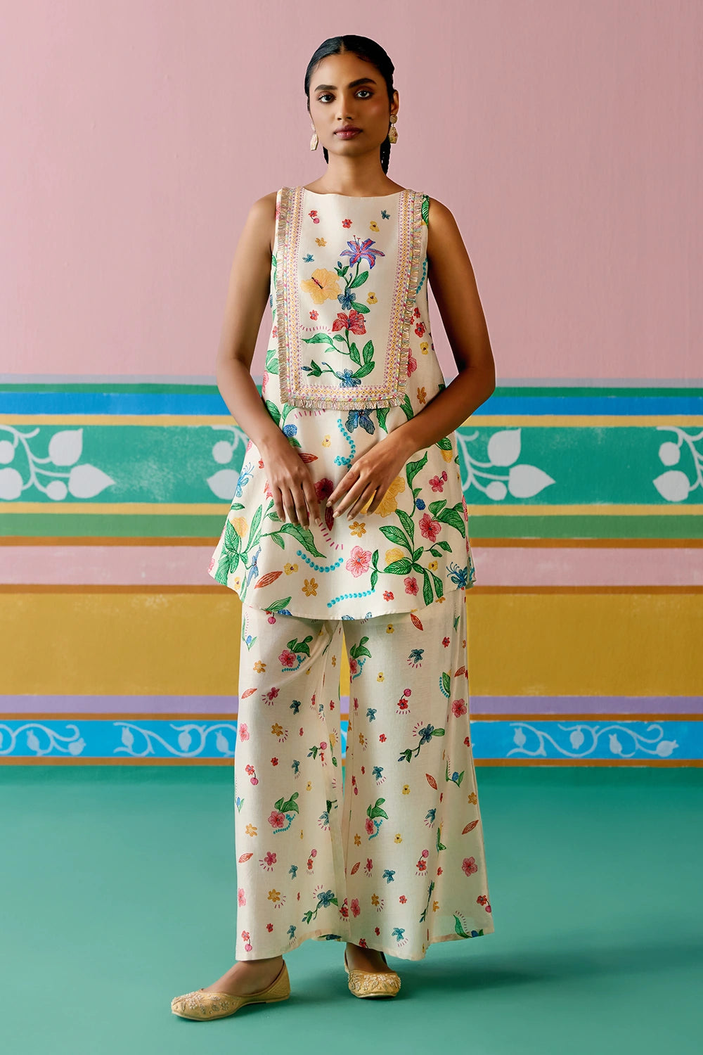 Ecru Floral Sleeveless Kurta Set With Dupatta