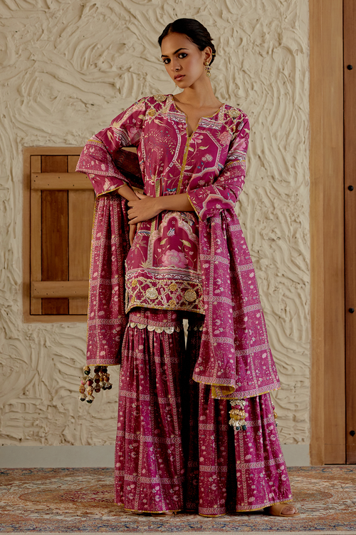 Vibhuti Rani Kurta Set